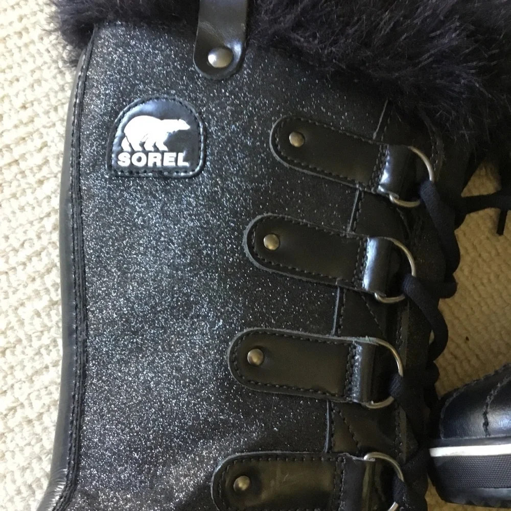 Sorel Black Faux Fur Lace-Up Winter Boots
